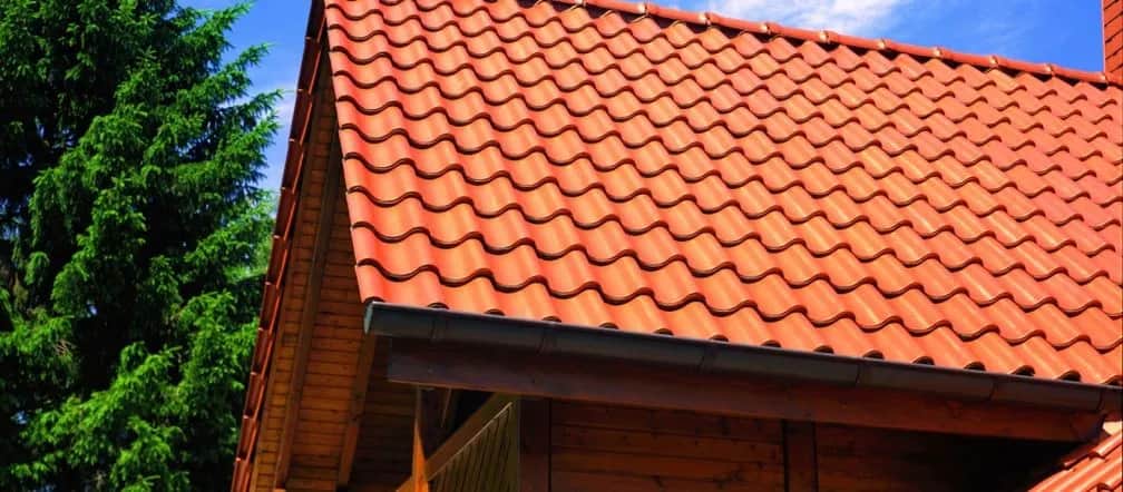 Jak kłaść dachówkę - uniknij najczęstszych błędów w instalacji