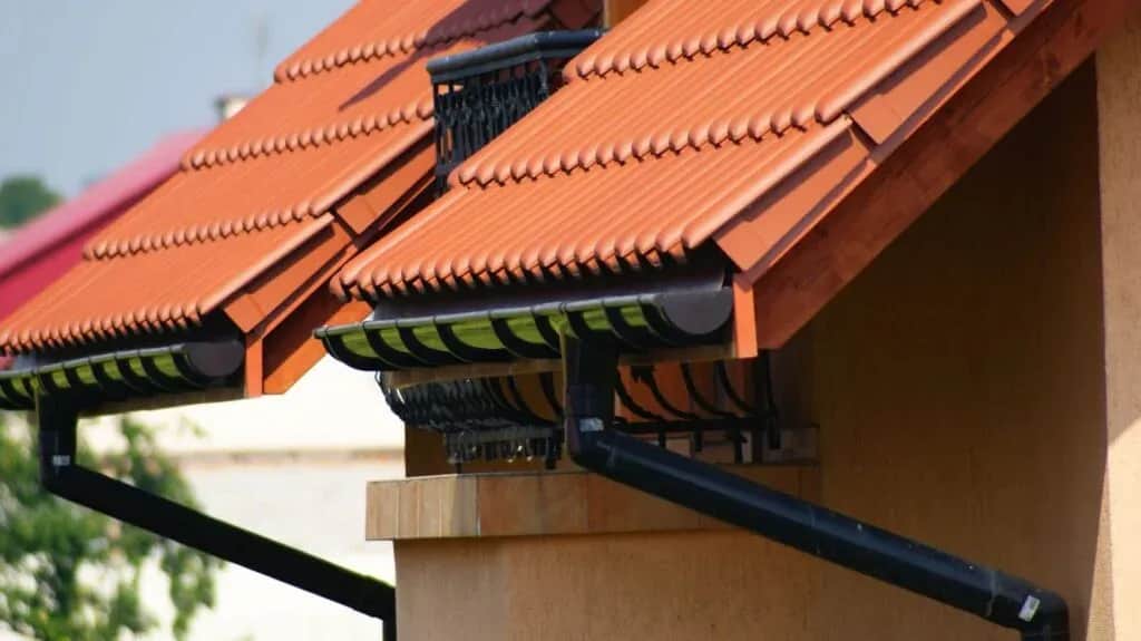 Jaka rynna 100 czy 125 - uniknij błędów przy wyborze rynny